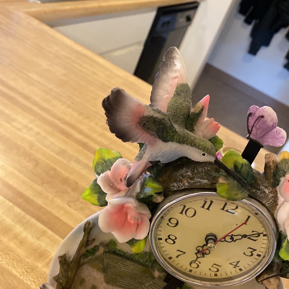 COPY - Humming bird clock - Picture 3 of 5